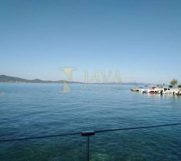 BIOGRAD NA MORU, MINI HOTEL, 150 M OD MORA - cover