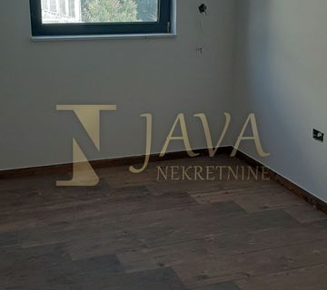 Novogradnja Krimeja, stan s okućnicom i 2 parkirna mjesta - cover