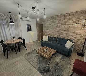 Centar/Rijeka, 2 apartmana, potpuno namješteni, prilika - cover