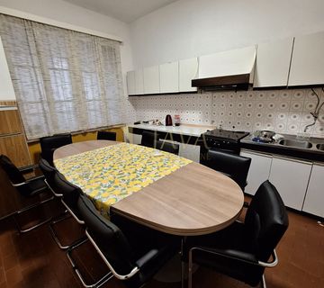 Centar/Rijeka, 5 S KL, 172m2, odlična investicija - cover