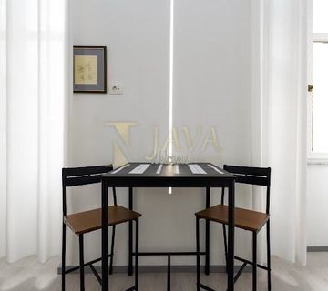 Rijeka/Centar, 3 apartmana, 70 m2 - cover