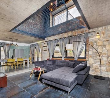 Istra/Kanfanar, prekrasna kamena kuća s bazenom, 240 m2,mirna lokacija - cover