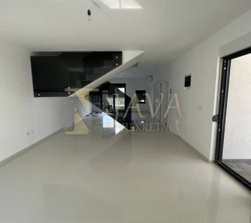 ISTRA/NOVIGRAD, NOVOGRADNJA, KUĆA S KROVNOM TERASOM - cover