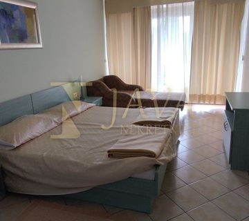 N.Vinodolski - studio apartman s loggiom, 100 m od plaže - cover