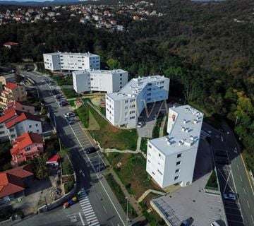 Drenova,kuća s 3 stana,okućnica 580m2,pogled na more - cover