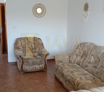 JADRANOVO, DVOETAŽNI STAN 110 M2 S 2 BALKONA I POGLEDOM, 200 M OD MORA - cover