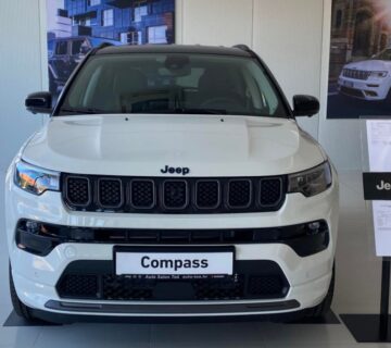 Jeep Compass 1.3 Plug-in Hyb 4x4 automatik- demo - DOSTUPNO ODMAH - cover