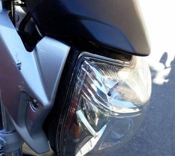 Suzuki gsr 600 sat far prednji kraj  - cover