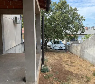Jednosoban stan s terasom – Novi Vinodolski