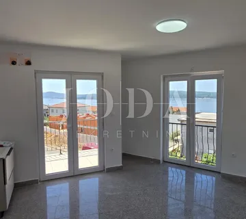 Stan Crikvenica 36 m² – pogled na more, lođa, top lokacija Duga - cover