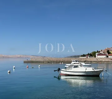 Karlobag uređena prizemnica blizu mora - cover