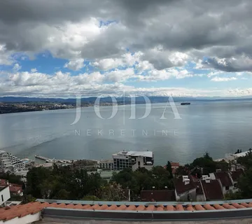 Stan s predivnim pogledom na Opatiju i cijeli Kvarner - Opatija
