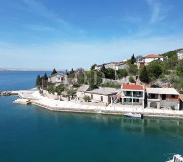 Barić Draga 1. red do mora - Barić Draga, Karlobag