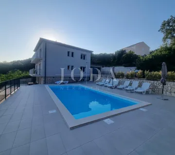 Novi Vindolski, kuća 70m od mora - Povile, Novi Vinodolski