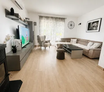 Kukuljanovo, etaža, 3s+db - Kukuljanovo, Bakar