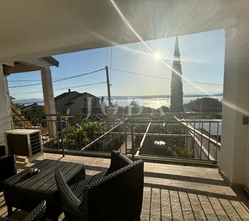 Dramalj, predivna kuća sa pogledom na more - cover