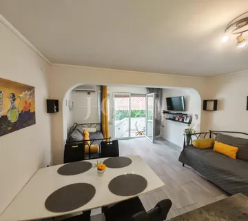 Uredan stan 250m od mora - Dramalj, Crikvenica
