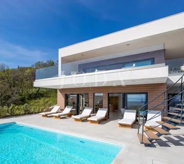 Hreljin moderna dizajnerska kuća - cover