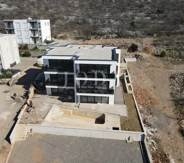 Smokvica-Trosobni apartman blizu mora - Smokvica Krmpotska, Novi Vinodolski