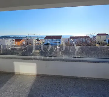 Novalja, novogradnja prvi kat 2sdb