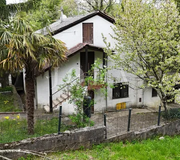 Kamenjak kod Crikvenice – Kuća s okućnicom i 2 parkirna mjesta | 3 km od mora - Grižane, Vinodolska općina