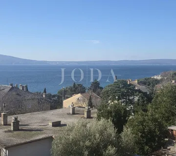 NOVI VINODOSLKI, stan na prvom katu, 150m od mora - Novi Vinodolski