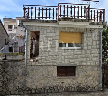 Jablanac kuća blizu mora - cover