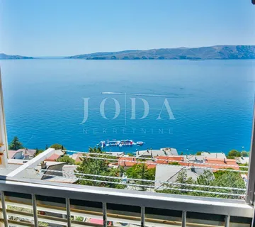 SENJ, stan sa prekrasnim pogledom