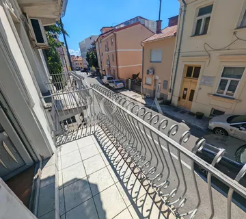 Stan u centru 100m od plaže - Crikvenica
