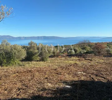 Atraktivno građevinsko zemljište sa prekrasnim pogledom na more,LABIN okolica