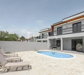 Labin, Villa sa bazenom na odličnoj lokaciji