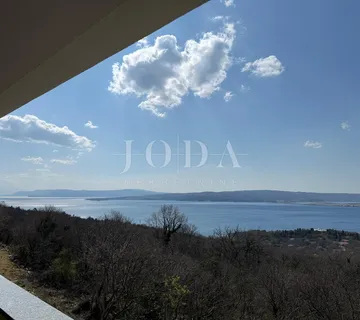 Jadranovo-Dvosobni stan na prvom katu sa otvorenim pogledom - Jadranovo, Crikvenica