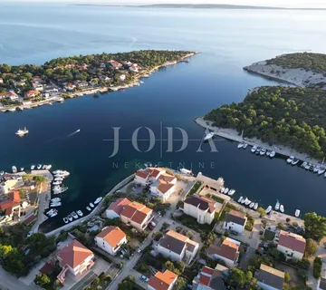 Savršen spoj luksuza i mora – novogradnja u Punta Šimunima - cover