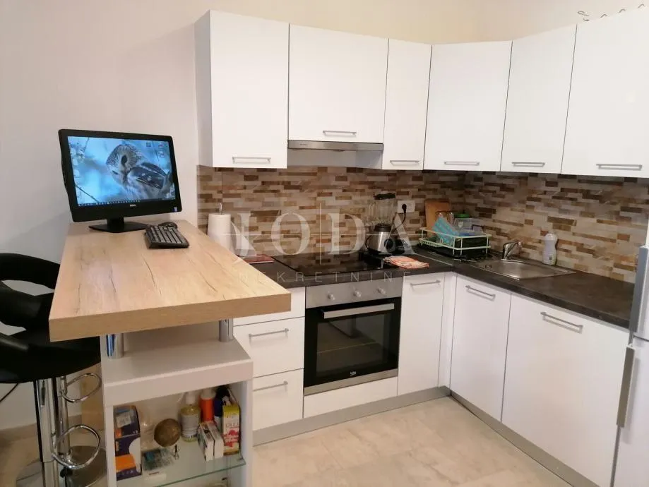 Novouređeni stan u staroj jezgri,BUJE centar - cover