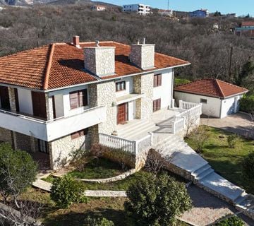 Jedinstvena kuća za život - cover