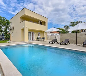 Fažana, okolica, prekrasna Villa sa pogledom na more - cover