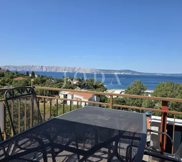 Klenovica, stan u blizini mora - cover