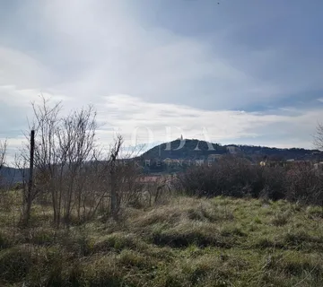 LABIN Atraktivno građevinsko zemljište - cover