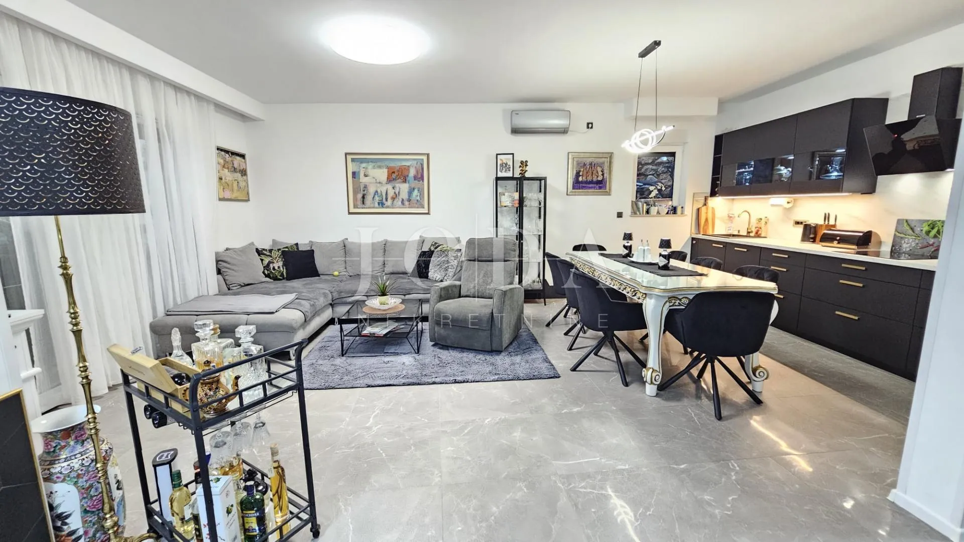 Bribir kuća sa bazenom - cover