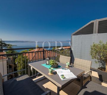 Crni mol apartman 50m od mora - cover