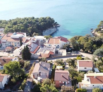 Kuća na izvanrednoj lokaciji - grad Krk - cover