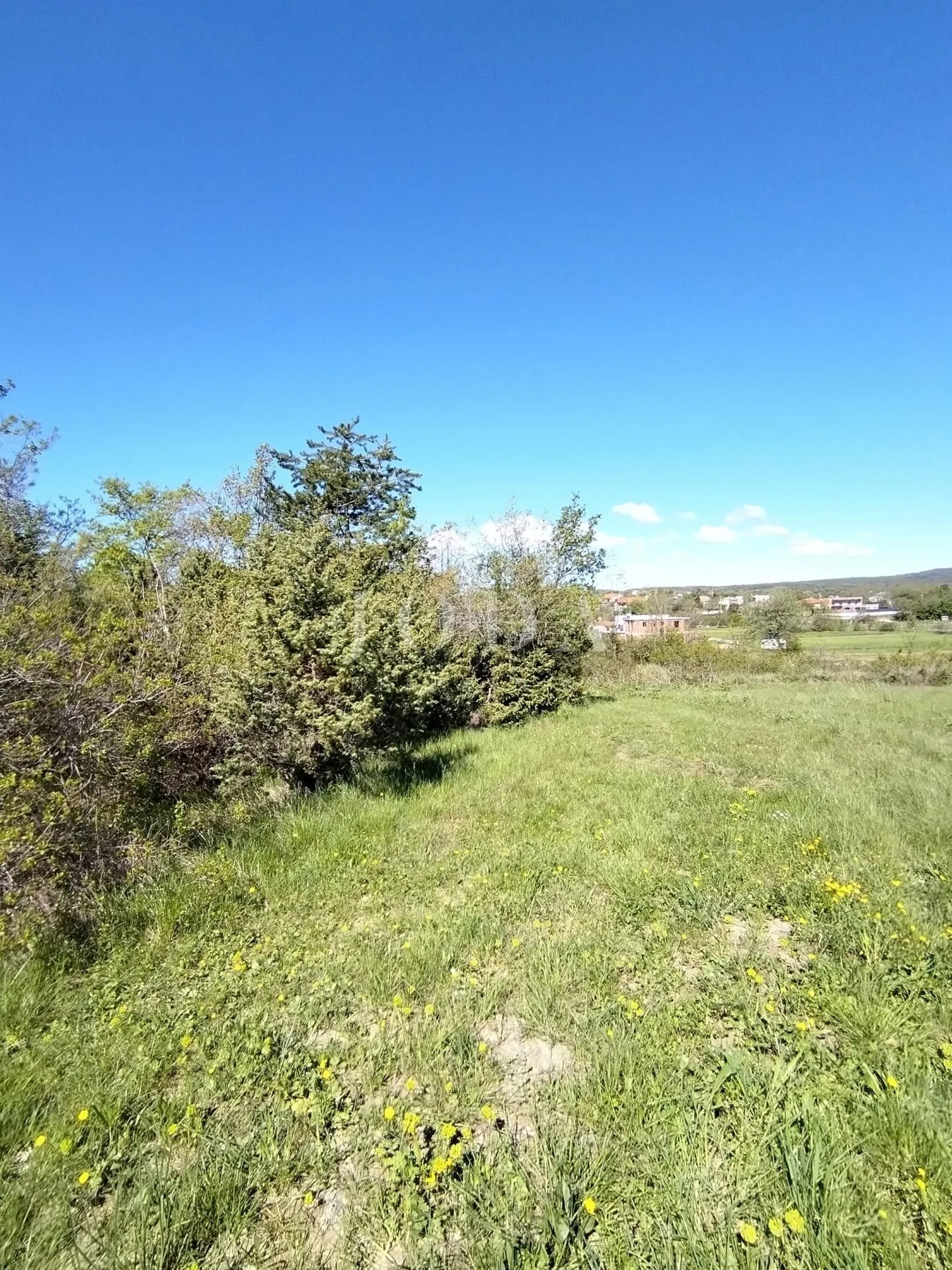 Labin, okolica, veliko građevinsko zemljište - cover