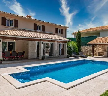 Labin, okolica, šarmantna istarska Villa - cover