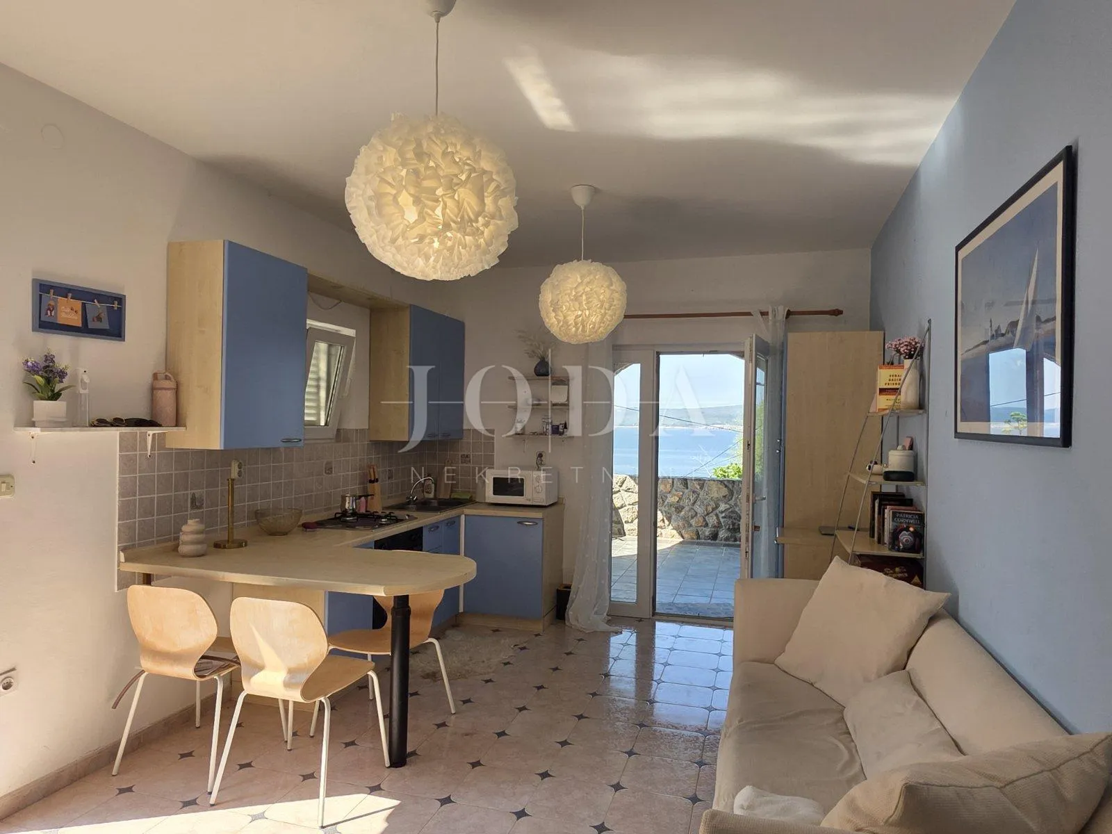 CRIKVENICA, tri stambene jedinice sa okućnicom - cover