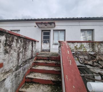 Grižane- Kuća sa potencijalom za adaptaciju  - cover