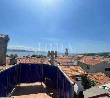 Kuća u staroj povijesnoj jezgri grada  - cover