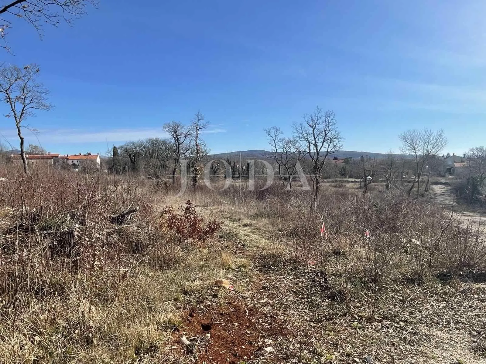 Labin, građevinsko zemljište u mirnom okruženju, u blizini grada - cover