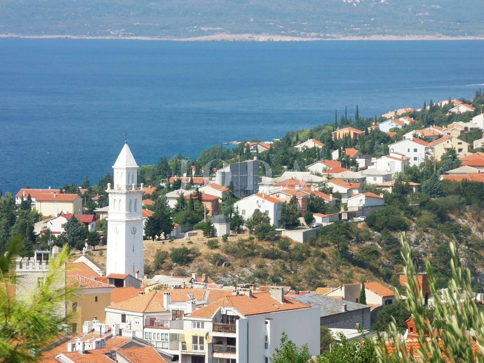 NOVI VINODOLSKI, stan 2S+DB sa pogledom na more - cover