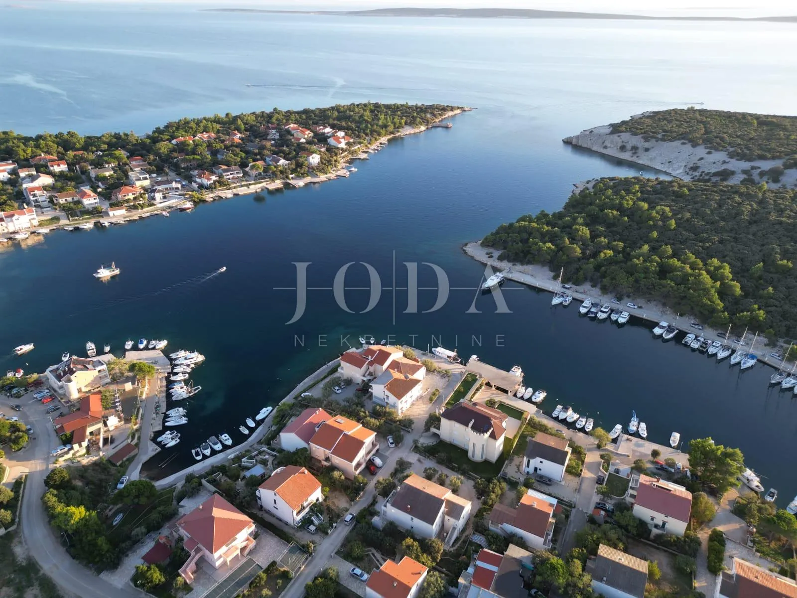 Savršen spoj luksuza i mora – novogradnja u Punta Šimunima - cover