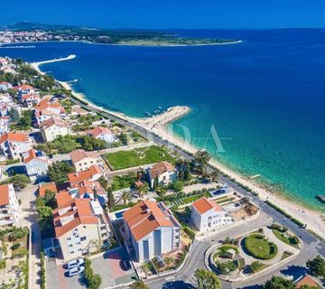 Novalja apartman 1. red do mora - cover